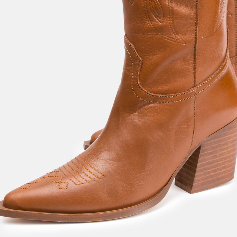 NEW IN - Bota Cowboy Given Caramelo