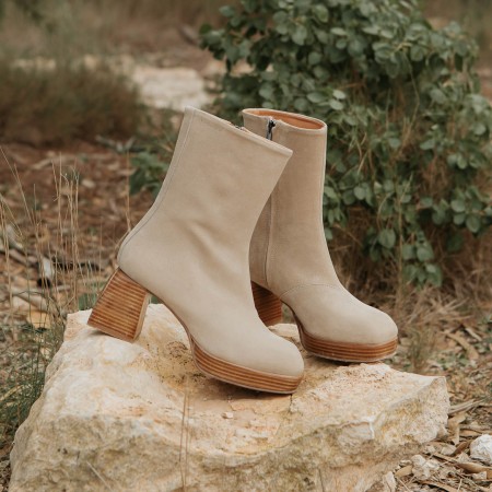 Beige suede ankle boots Valeria