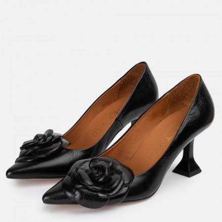 Zapatos de salón adorno flor piel vintage negro Gabriele