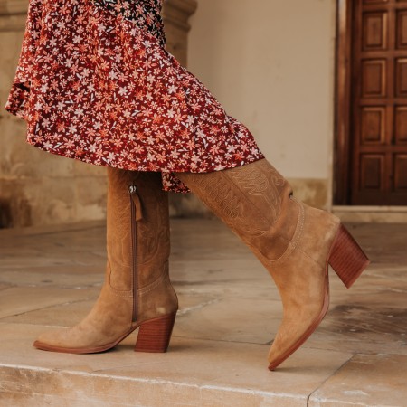 Suede light leather cowboy boots Given